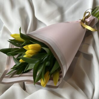 Tulip Bunch Bouquet