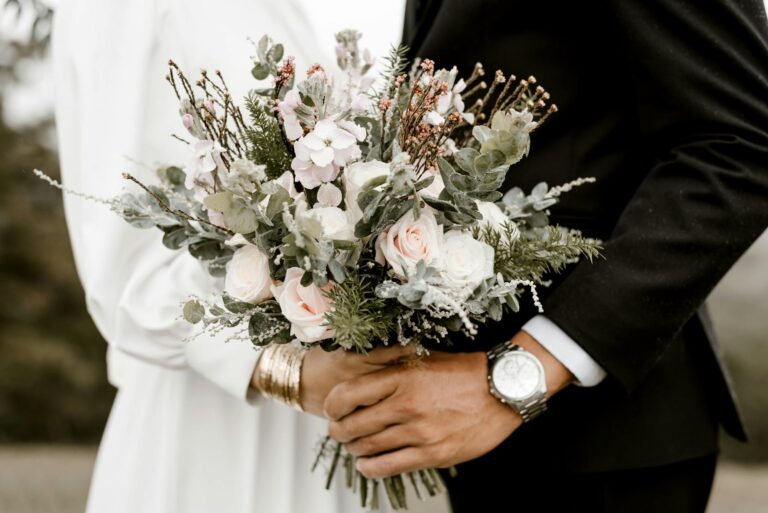 How Much Do Wedding Flowers Cost?